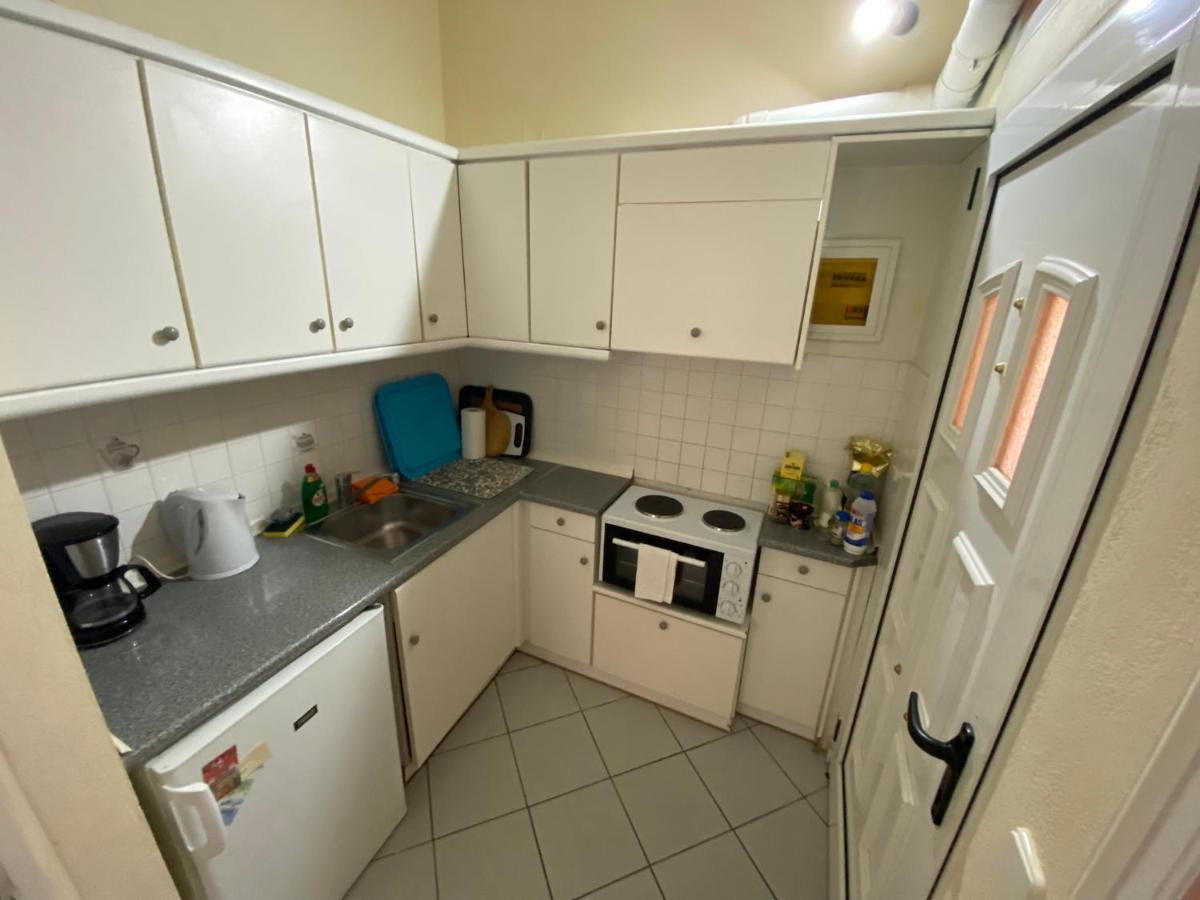 Papadatos Apts With Amazing View - 5Mins From The Beach Kontogialos Exteriör bild